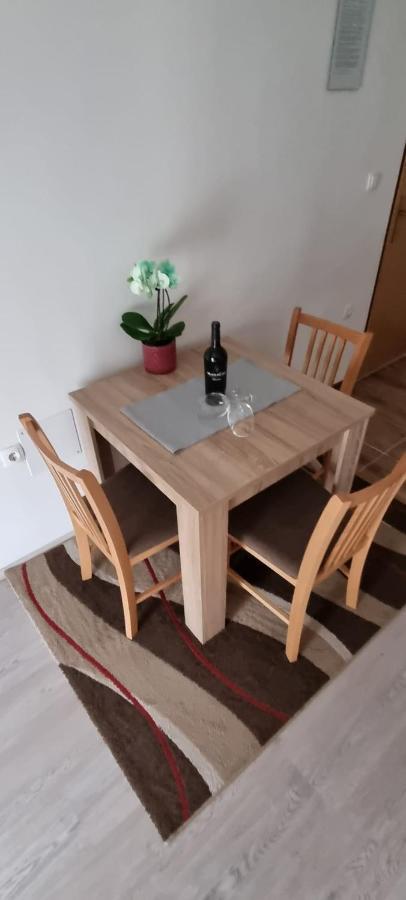 Apartmani Italo Biograd Na Moru Εξωτερικό φωτογραφία