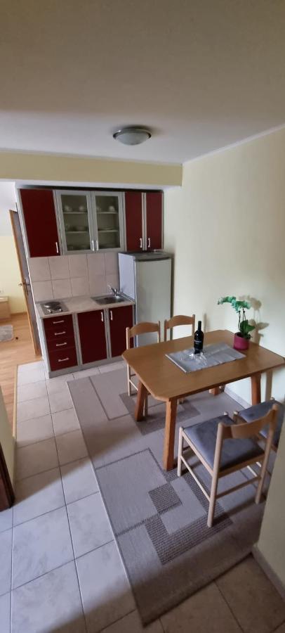 Apartmani Italo Biograd Na Moru Εξωτερικό φωτογραφία