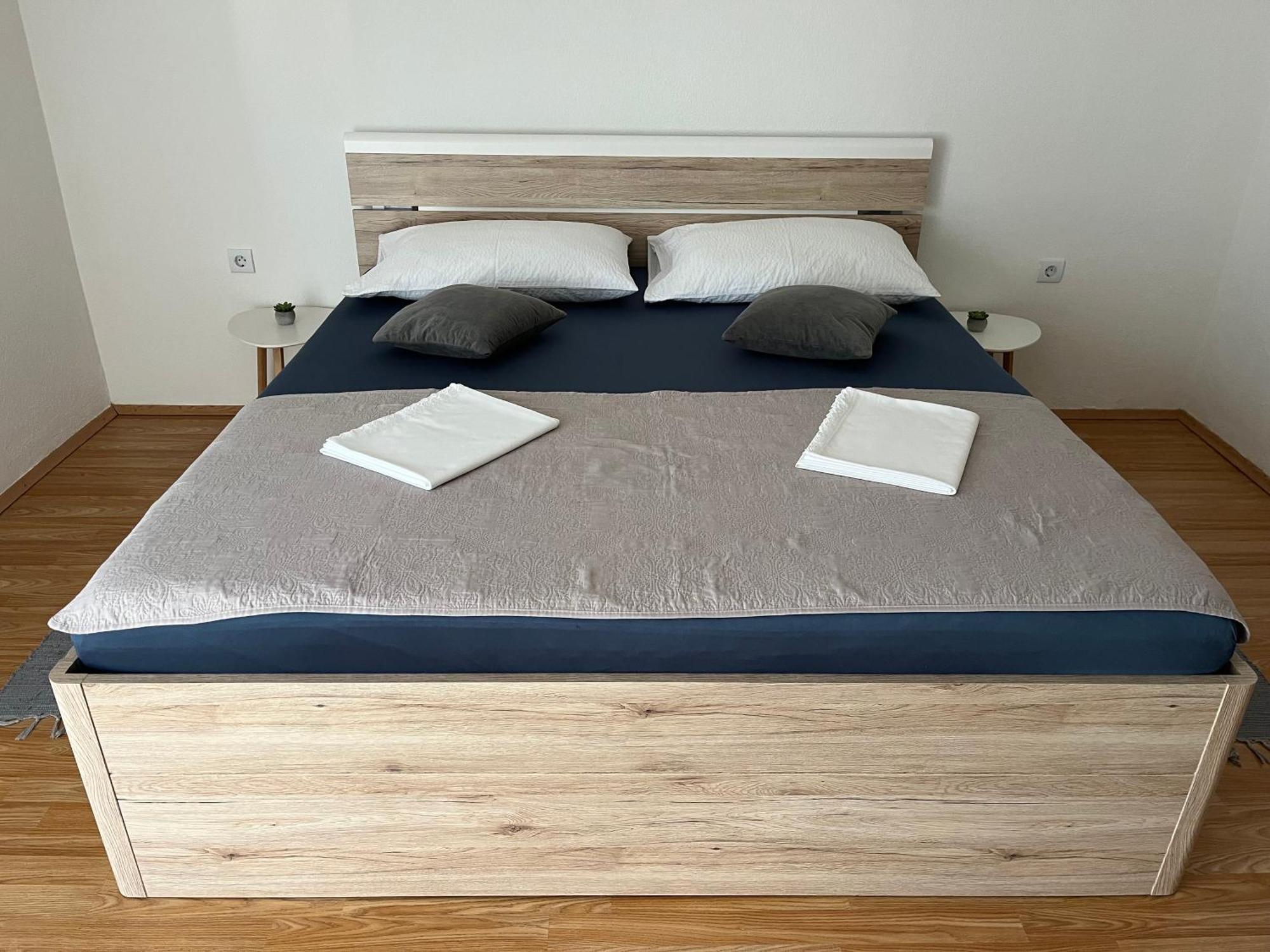 Apartmani Italo Biograd Na Moru Εξωτερικό φωτογραφία
